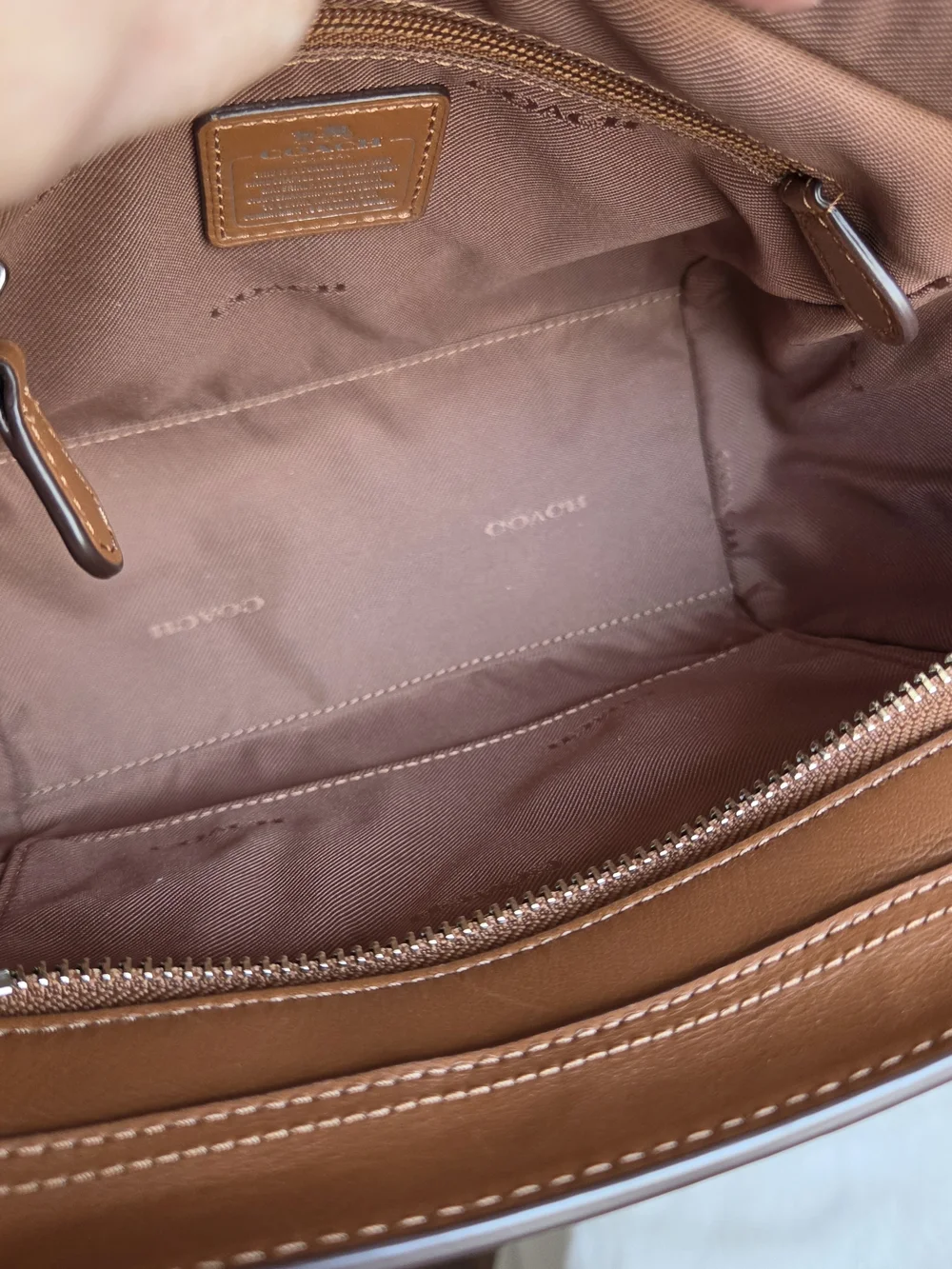 Coach Swagger 21 Carryall